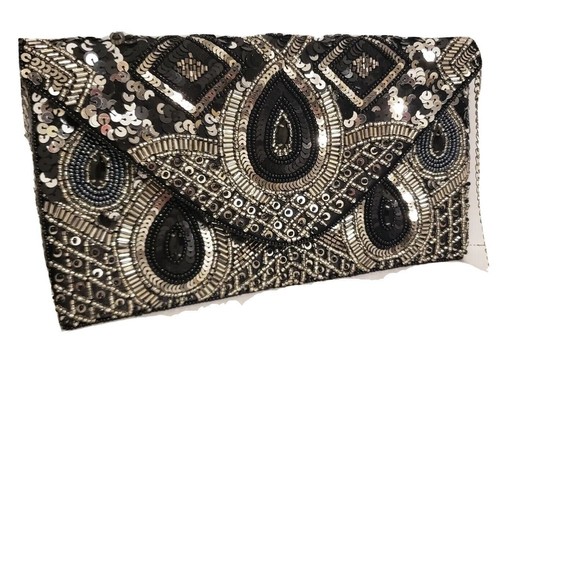Charming Charlie RSVP Black & Silver Metallic Sequins/Beads Crossbody Purse - Picture 1 of 7